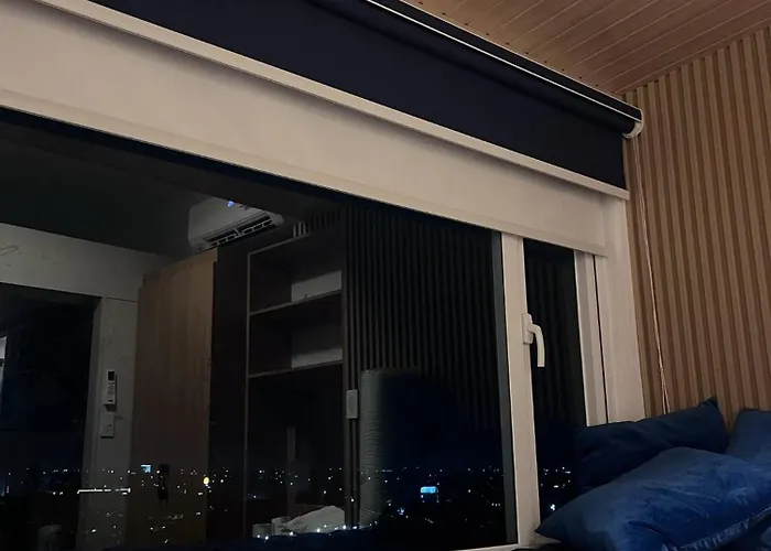 アパートホテル Solazur Staycation Smdc South Residences Pinas With 100mbps Wifi &netflix &bar Station &city Lights View